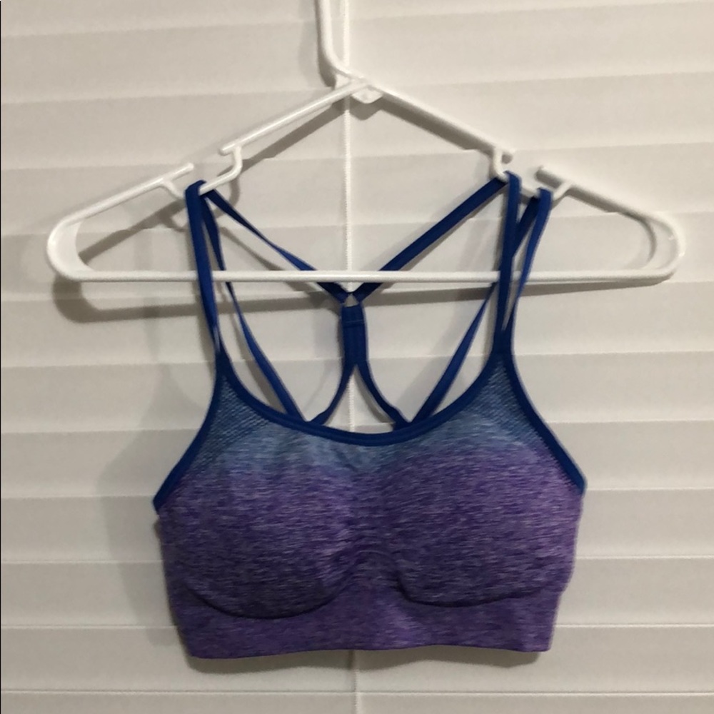 Exercising top / sports bra Small